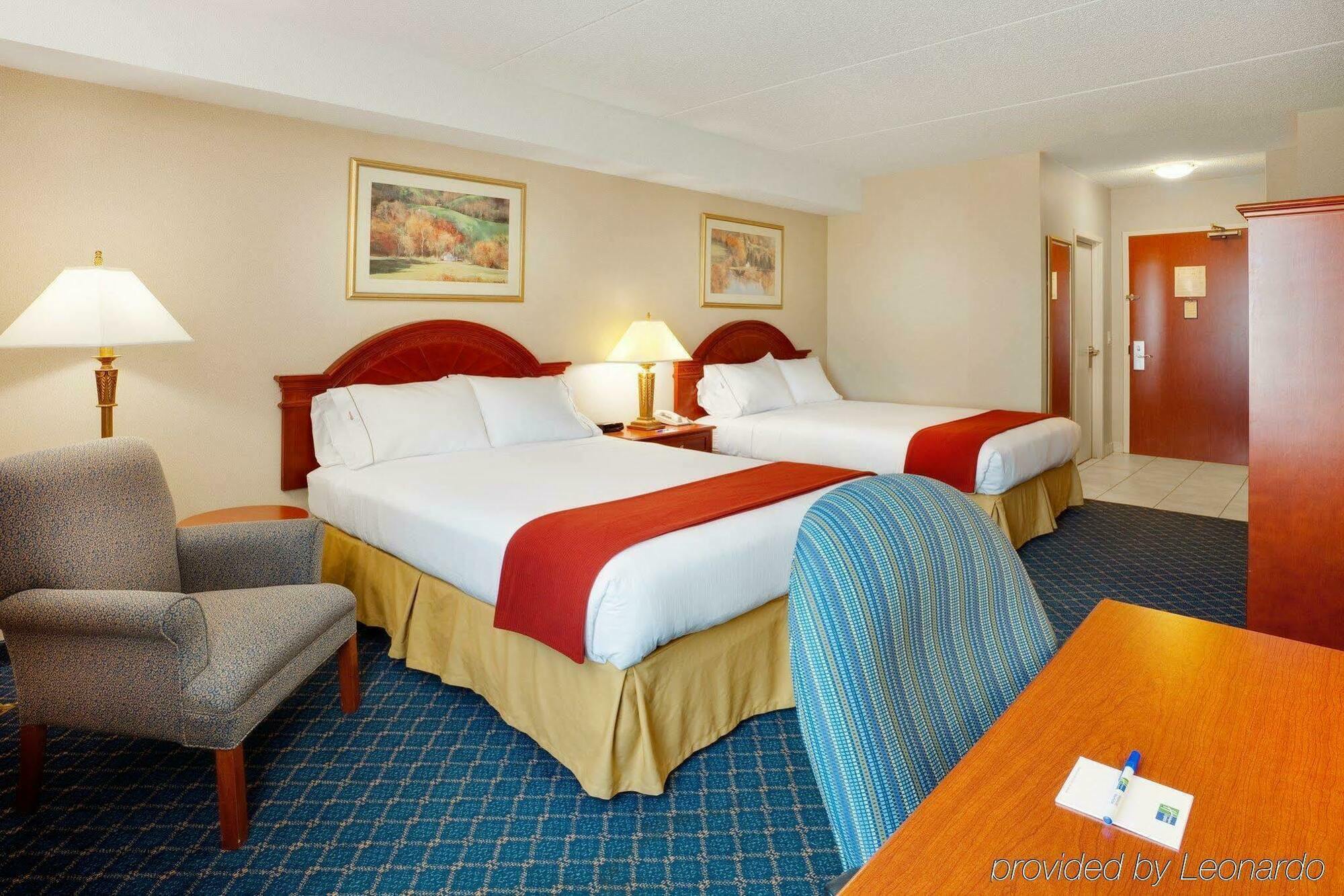 Holiday Inn Express Hotel & Suites Barrie By Ihg Extérieur photo